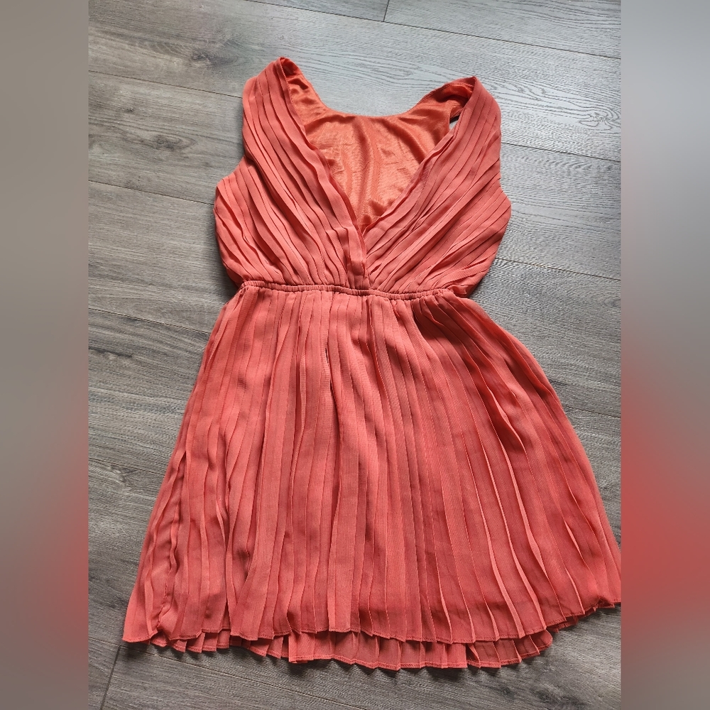 Lush coral colored short dress women's size medium NWT